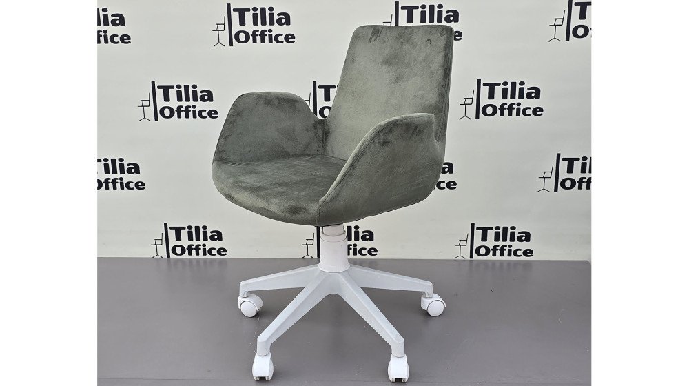 Maki Çalışma ve Çocuk Koltuğu Beyaz Ayak Yeşil